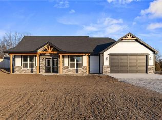 327 NE 51st Rd, Warrensburg, MO 64093