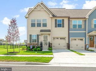 336 Hammersmith Cir, Frederick, MD 21702