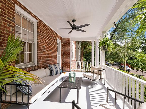 Wonderful Front Porch