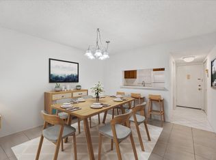 12027 Greenway Cir S APT 103, Royal Palm Beach, FL 33411