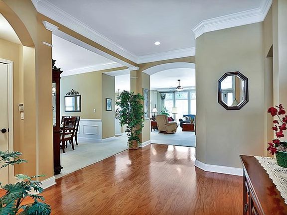 4th image of 1 Hidden Woods Ln