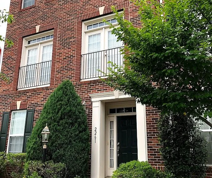 2261 Potomac Club Pkwy — Photo 1