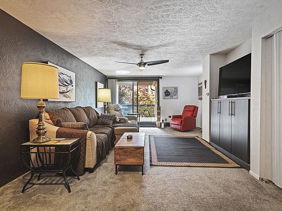 2nd image of 2929 Sunnyside Dr #203A