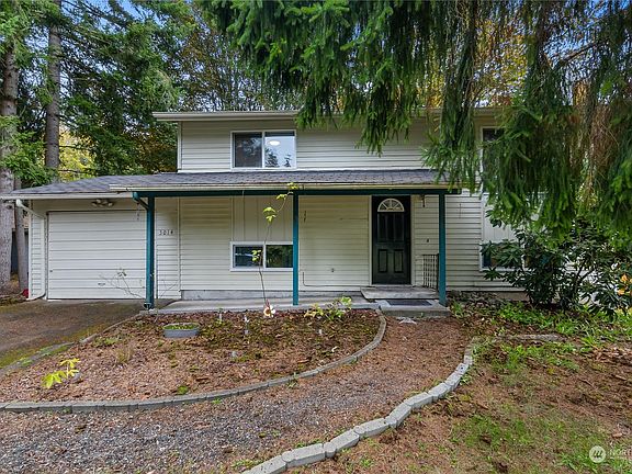 3rd image of 3014 Impala Drive SE
