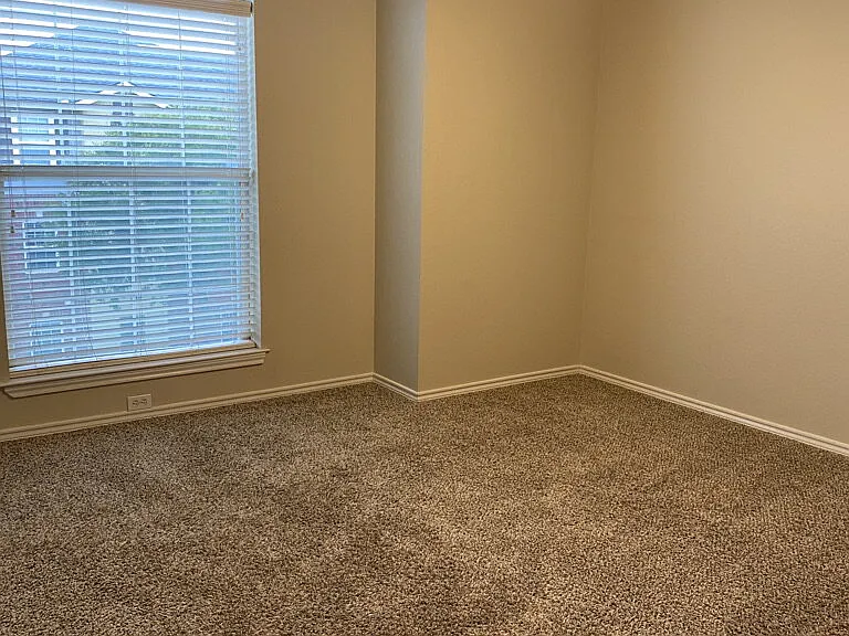2112 Main St #4 — Photo 6