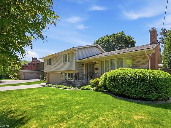 3rd image of 7 Braemar Pl