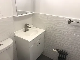 Rented by Tapiro Realty