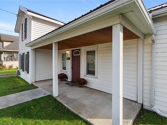 3rd image of 301 E Naples St