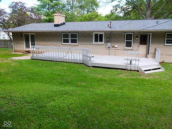 2nd image of 124 Georgton Ct