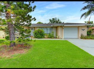 216 NE Mainsail St, Port Saint Lucie, FL 34983