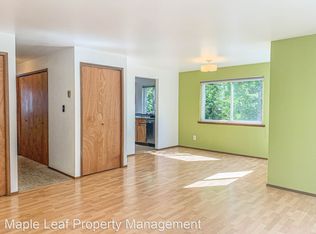 735 N 95th St APT 7, Seattle, WA 98103