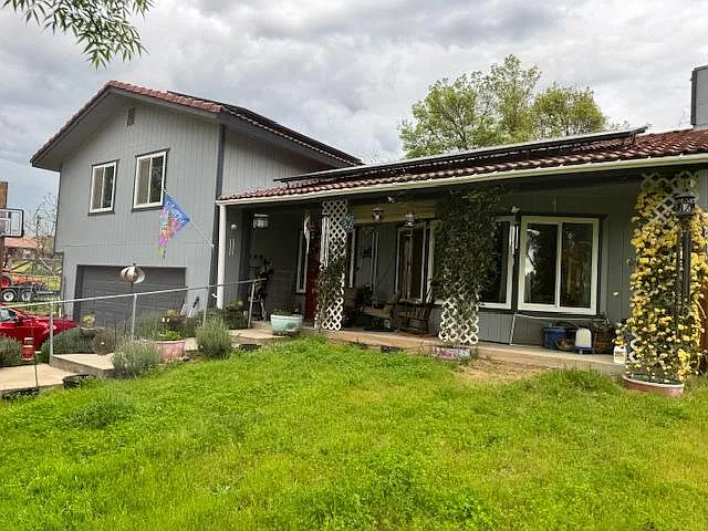 17049 Juanita Dr photo 1