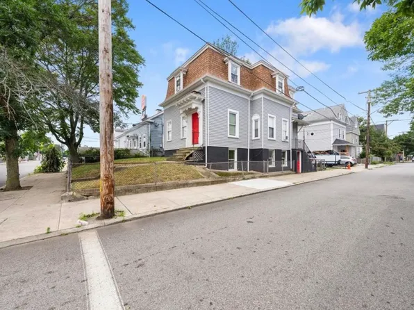 (undisclosed Address), Pawtucket, RI 02860