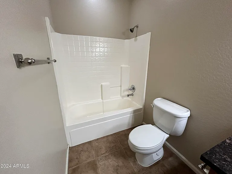 897 E Roma Ave #3 — Photo 18