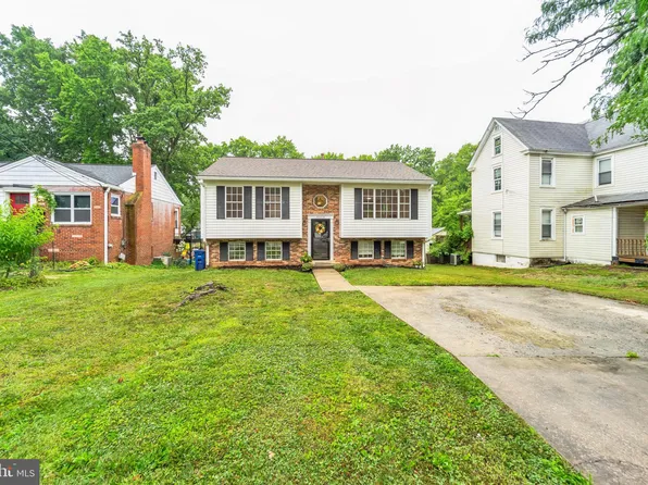 5609 Berwyn Rd, College Park, MD 20740