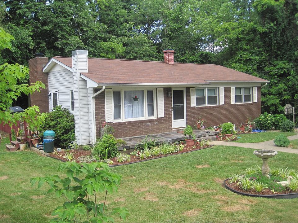 tasteful landscaping