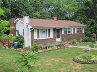 10 Cedar Hill Cir, Asheville, NC 28806