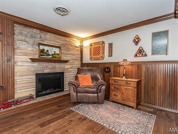 5th image of 1511 Lark Ave