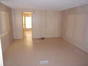 1st image of 138 Hickory Ln
