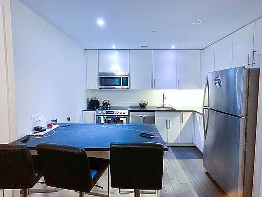 3rd image of 308 E 109th St APT 2C