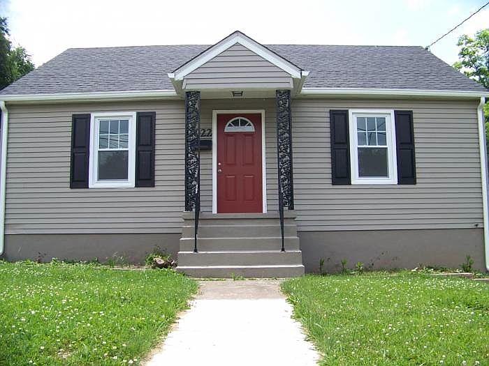 1st image of 1022 Beechwood Dr SW