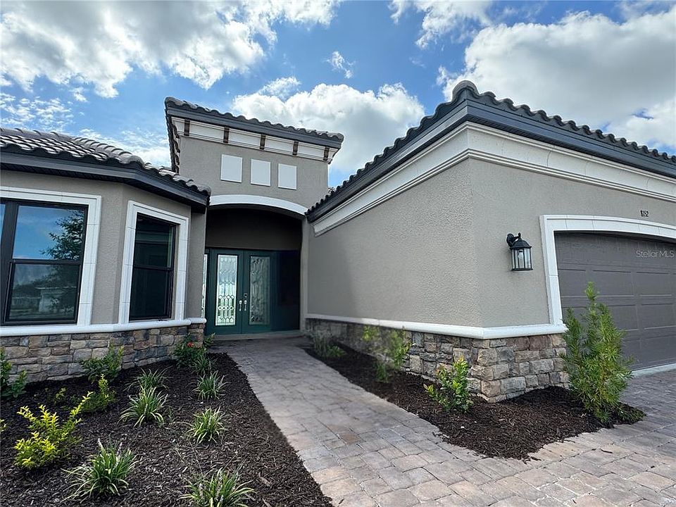 1st image of 8152 Moonbeam Ave