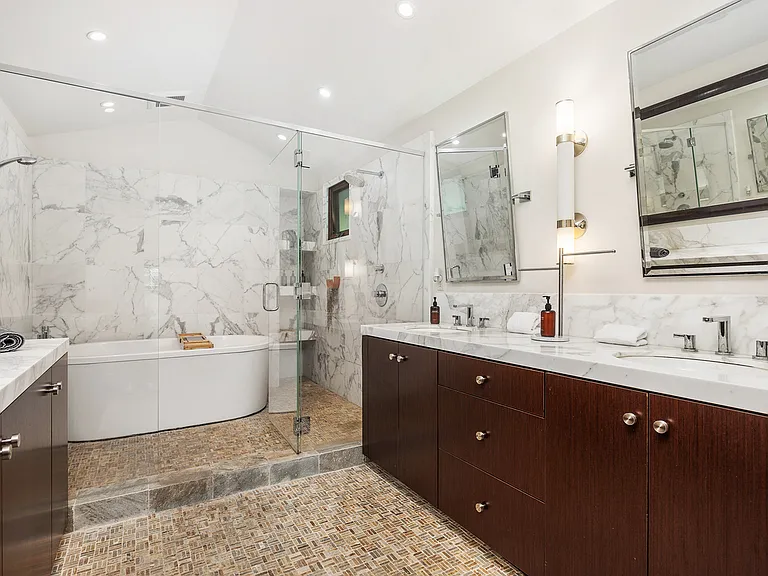 2260 El Amigo Rd — Photo 26