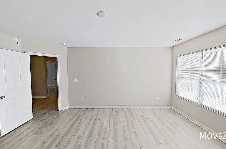 4435 Stonewall Dr — Photo 29