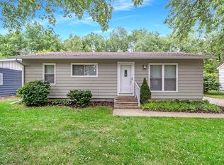 5719 Deerfield St, Portage, MI 49024