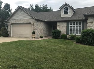 103 Lake Hickory Cir, Belleville, IL 62223