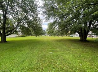 Kathleen Dr, Jefferson, OH 44047