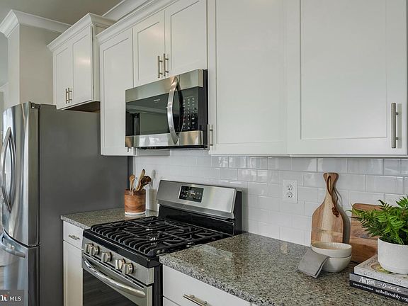 2nd image of LOT 11432 102 Starlight Pl
