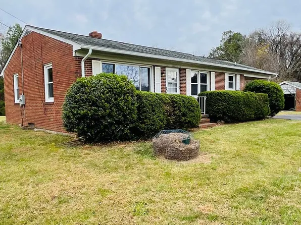 2003 Dan River Church Rd, South Boston, VA 24592