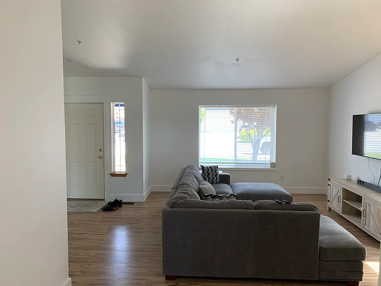 2491 Aviation Dr — Photo 20