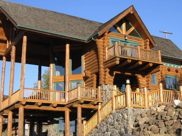 507 Elrod Ave, Maupin, OR 97037