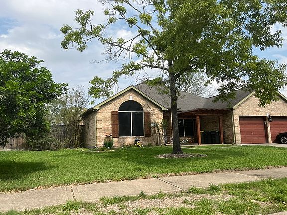 3rd image of 3423 Hickory Creek Dr