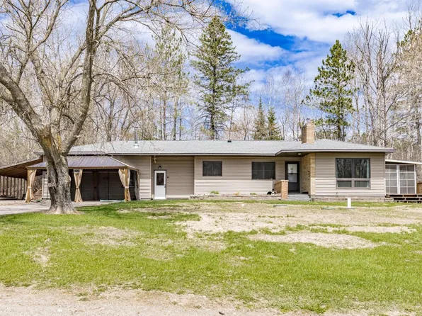 8763 3rd St S, Brookston, MN 55711