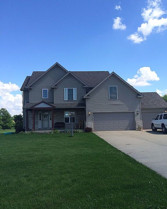 1st image of 35 Long Grove Dr