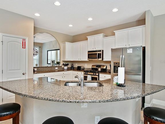 3rd image of 5168 Oakbourne Ave