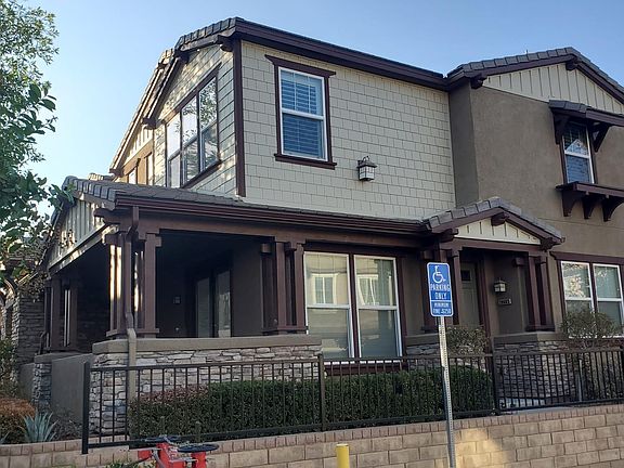 2nd image of 28685 Pietro Dr