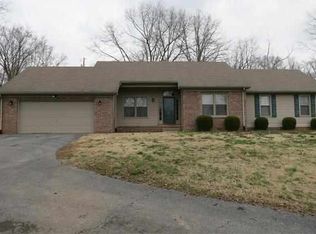 2850 Glen Lily Rd, Bowling Green, KY 42101