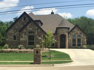 6311 W Poly Webb Rd, Arlington, TX 76016