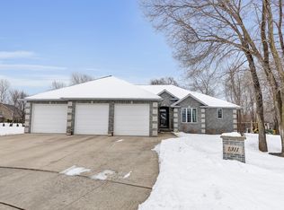1311 Grasswoods Ct, De Pere, WI 54115