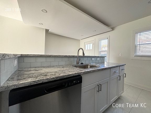 2nd image of 5044 Baltimore Ave #5020