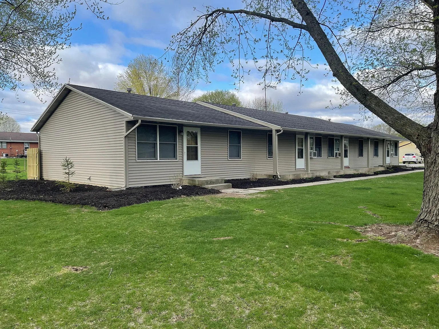 200 Maple Street — Photo 1