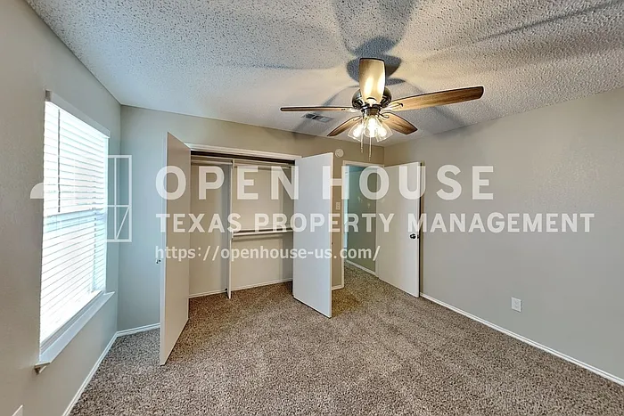 1301 Wren Dr — Photo 12