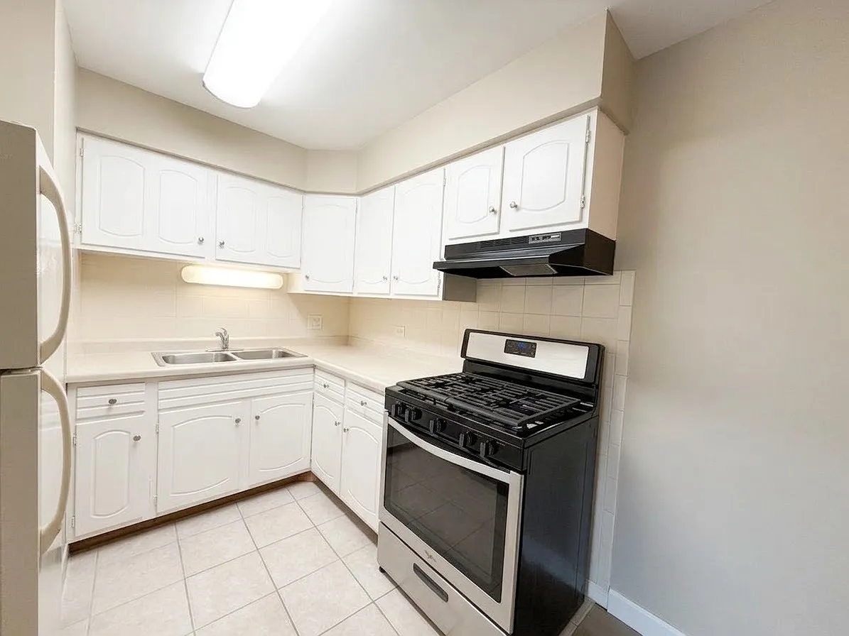 1 bed, 680 sqft, $1,475 — Photo 2