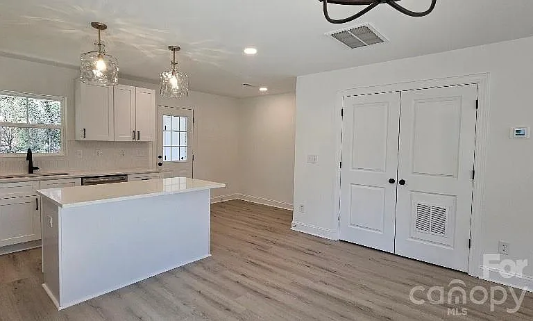 382 W Moore Ave #A — Photo 7