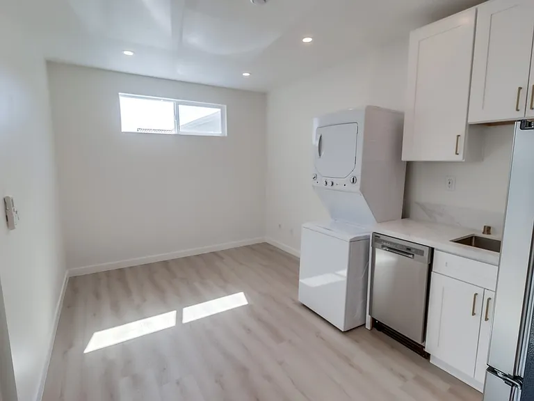 Living space, big enough for a queen bed