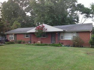 903 Hereford Dr, Athens, AL 35611